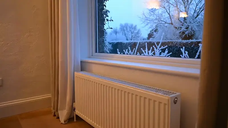 Standbild aus dem Video „Eignung“